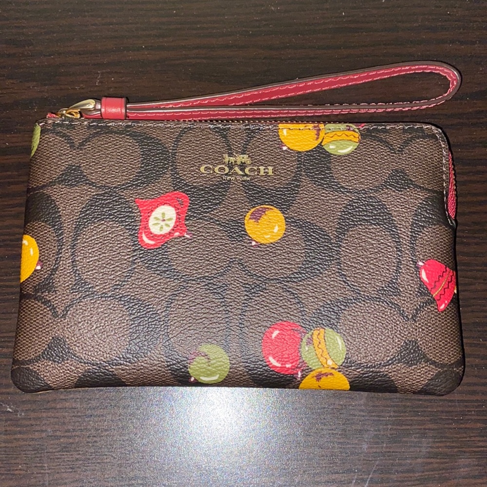 Brand new authentic leather coach wristlet